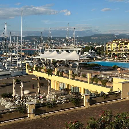 Al Porticciolo Apartment Muggia Ngoại thất bức ảnh